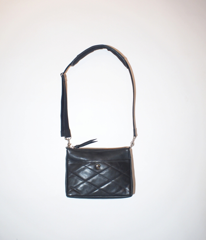 LOST CONTROL/ Utility Leather Bag (BK)