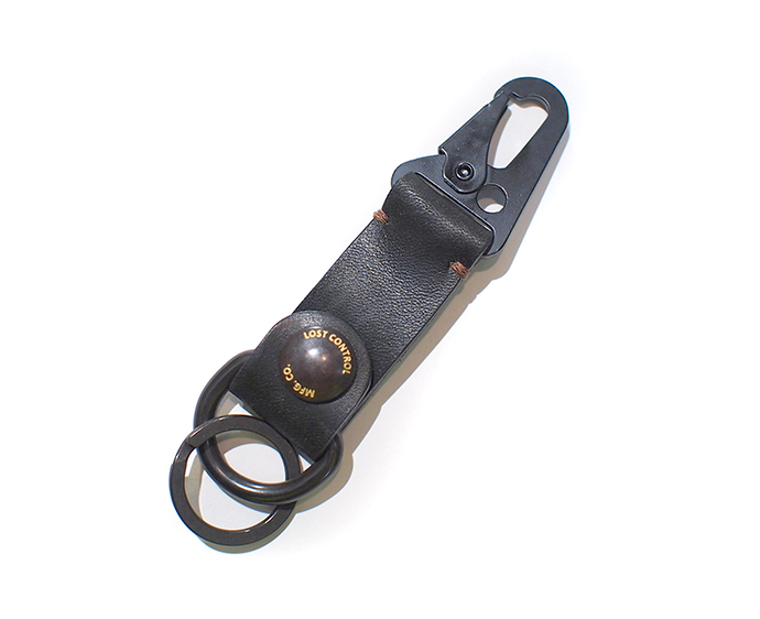 LOST CONTROL/ LEATHER KEY HOLDER (BK) LOST CONTROL/ LEATHER KEY HOLDER (BK)