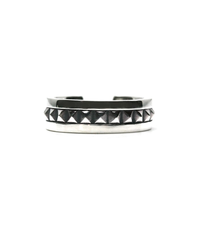 LTR-029 Pyramid Studs Plain Ring