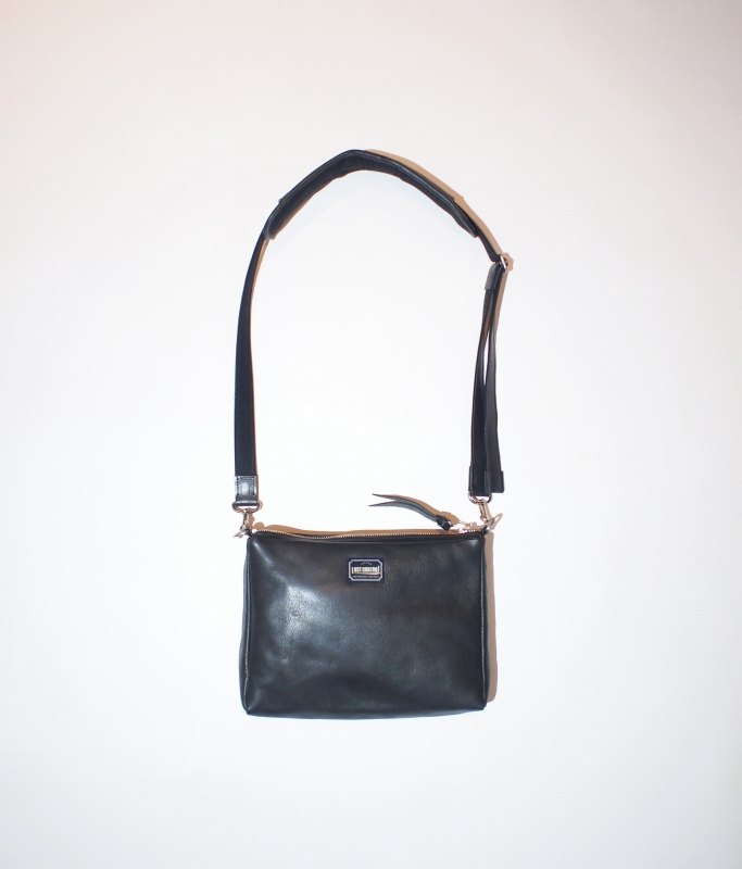 LOST CONTROL/ Utility Leather Bag (BK)