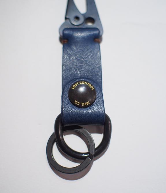 LOST CONTROL / LEATHER KEY HOLDER (NAVY)