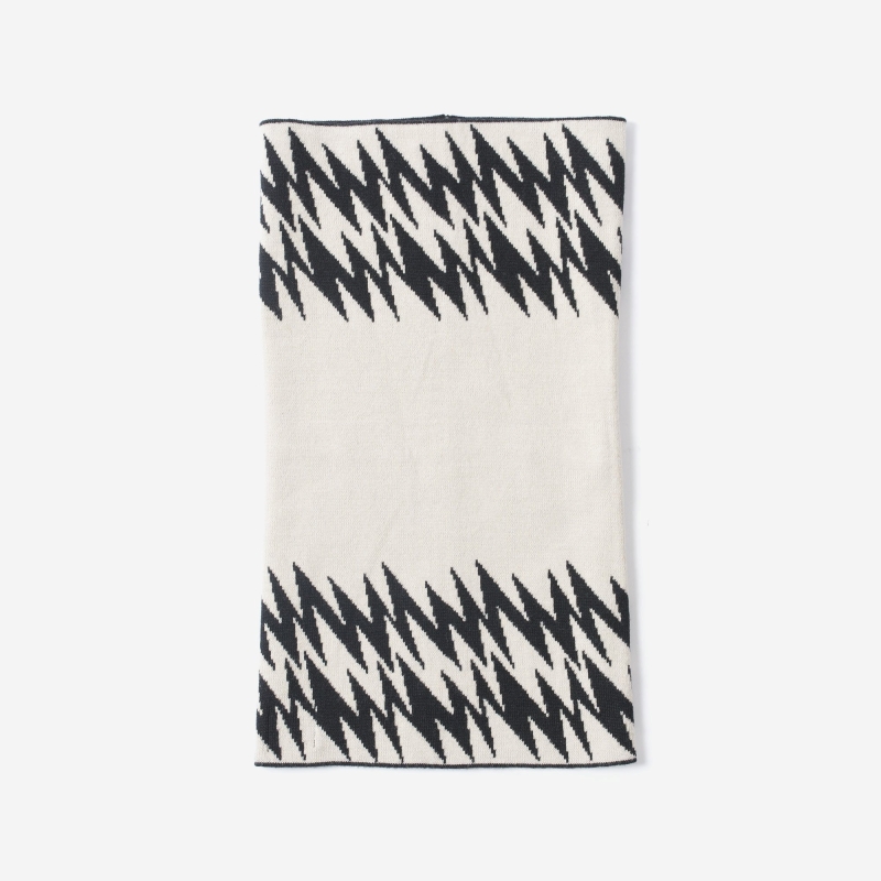 LOST CONTROL / JACQUARD NECK WARMER(OFF WH/BK)